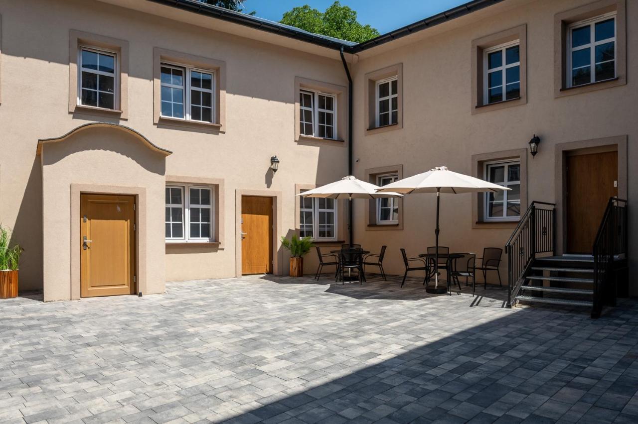 Central Platinum Apartments 22 Рибник Екстериор снимка